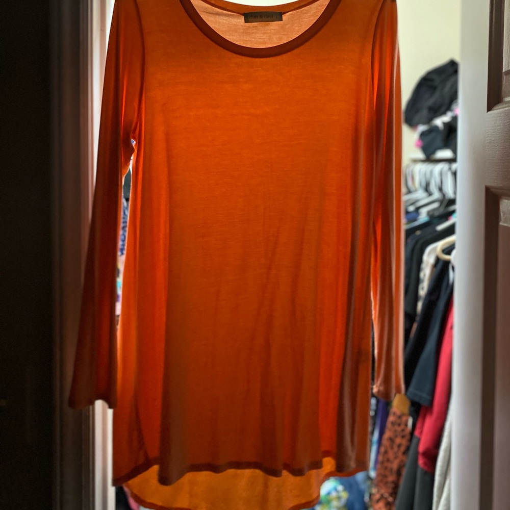 High low long sleeve shirt